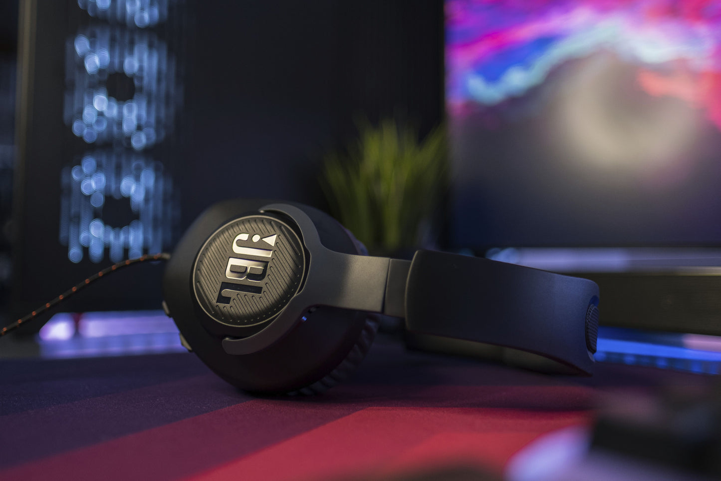 CUFFIA JBL GAMING CON MICROFONO QUANTUM 100
NERO