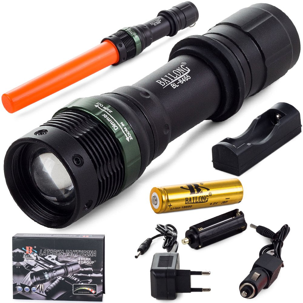 Torcia tattica Bailong zoom LED
CREE XML-T6