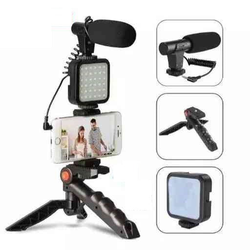 KIT SUPPORTO SMARTPHONE FOTO E VIDEO PER
BLOG E VLOGGER 5 IN 1